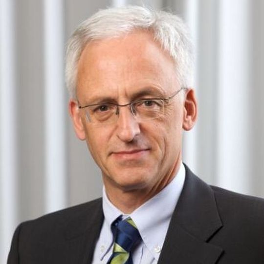 Karl Heinz Tebel ist seit 2008 Vorsitzender der Geschäftsführung der BASF Schwarzheide.