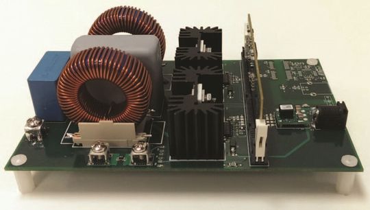 Bild 1: Wechselrichter-Demoboard zur Beurteilung der kompakteren Layouts, die sich beim Austausch von IGBT-Bauteilen durch GaN-Halbleiter ergeben. Bild 1: Wechselrichter-Demoboard zur Beurteilung der kompakteren Layouts, die sich beim Austausch von IGBT-Bauteilen durch GaN-Halbleiter ergeben.