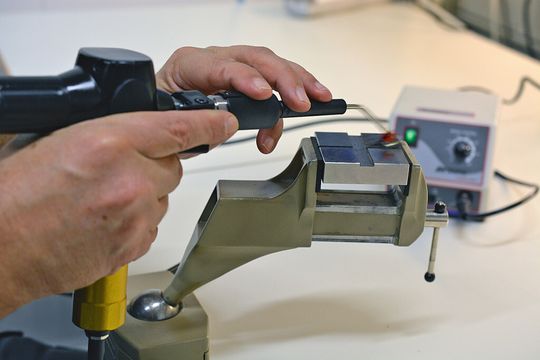 The new design is said to improve ergonomics and flexibility for mould polishers and toolmakers. The new design is said to improve ergonomics and flexibility for mould polishers and toolmakers.