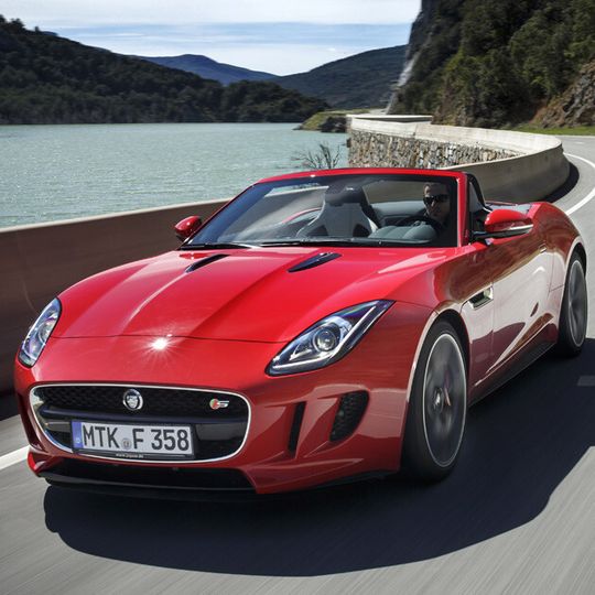 Der Traumwagen aus Sicht der Jurorinnen des Awards „Women's World Car of the Year“ ist das Jaguar F-Type Coupé. Der Traumwagen aus Sicht der Jurorinnen des Awards „Women's World Car of the Year“ ist das Jaguar F-Type Coupé.