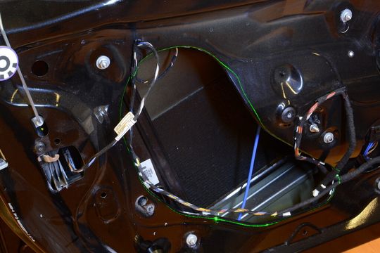 Korrekturen am Bauteil lassen sich mit Werklicht Pro schneller und präziser durchführen. Korrekturen am Bauteil lassen sich mit Werklicht Pro schneller und präziser durchführen.