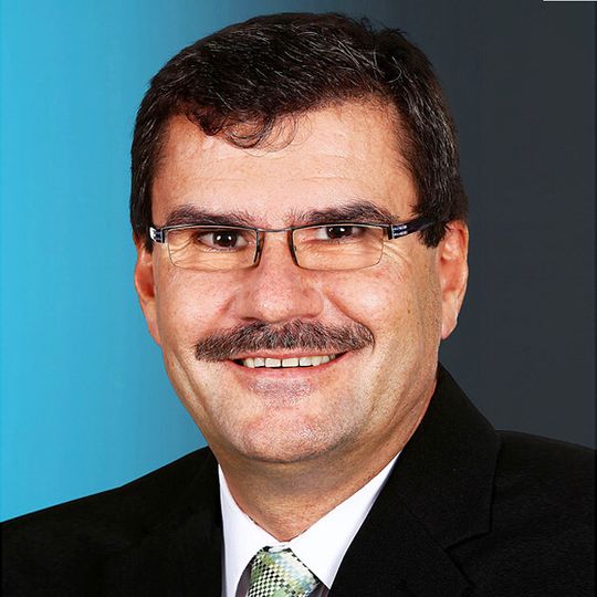 Bernd Lanius übernimmt zum 2. Januar die Verantwortung als Direktor des Leicht-Lkw-Reifenwerks Karlsruhe. Bernd Lanius übernimmt zum 2. Januar die Verantwortung als Direktor des Leicht-Lkw-Reifenwerks Karlsruhe.