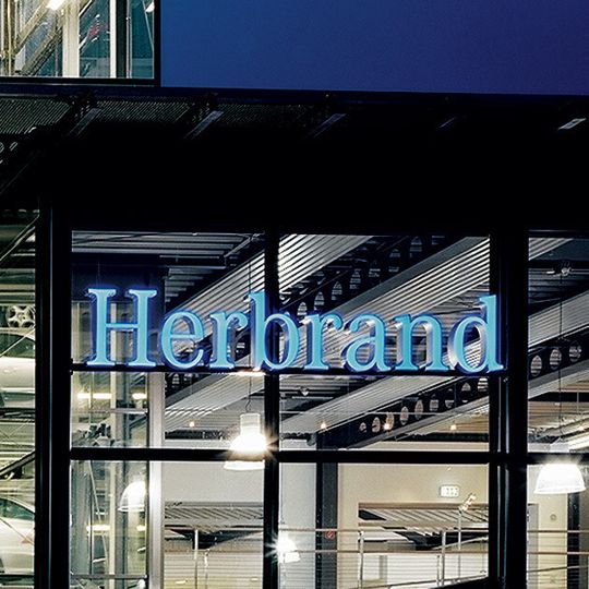 Die Herbrand-Gruppe hat in den früheren Niederlassungsstandorten Krefeld und Mönchengladbach ihren Betrieb aufgenommen. Die Herbrand-Gruppe hat in den früheren Niederlassungsstandorten Krefeld und Mönchengladbach ihren Betrieb aufgenommen.