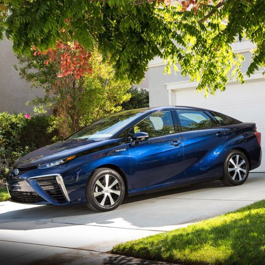 Der Toyota Mirai dürfte zu den interessantesten Neuheiten des nächsten Jahres gehören. Der Toyota Mirai dürfte zu den interessantesten Neuheiten des nächsten Jahres gehören.