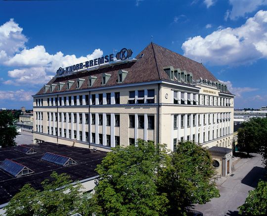 Mit der Selectron Systems AG verstärkt sich Knorr-Bremse in der Automatisierung. Mit der Selectron Systems AG verstärkt sich Knorr-Bremse in der Automatisierung.