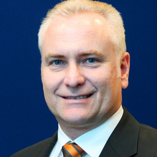 Dr. Clemens Doepgen (48) ist neuer Geschäftsführer der Kölner Ford-Werke GmbH. Dr. Clemens Doepgen (48) ist neuer Geschäftsführer der Kölner Ford-Werke GmbH.