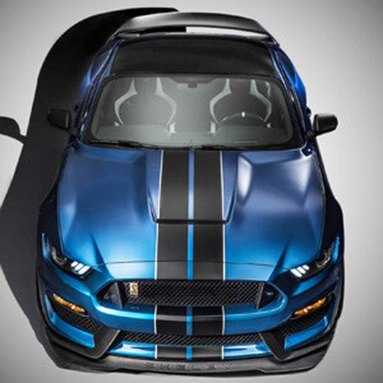 Limitierte Auflage: Ford präsentiert in Detroit den Shelby GT350-R Mustang. Der Bolide ist eine für die Rennstrecke optimierte Variante des Shelby GT350. Limitierte Auflage: Ford präsentiert in Detroit den Shelby GT350-R Mustang. Der Bolide ist eine für die Rennstrecke optimierte Variante des Shelby GT350.