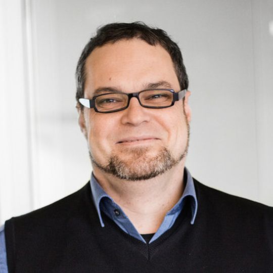 Kann mit dem Verlauf der Kickstarter-Kampagne für kraftwerk zufrieden sein: Sascha Kühn, CEO bei eZelleron. Kann mit dem Verlauf der Kickstarter-Kampagne für kraftwerk zufrieden sein: Sascha Kühn, CEO bei eZelleron.