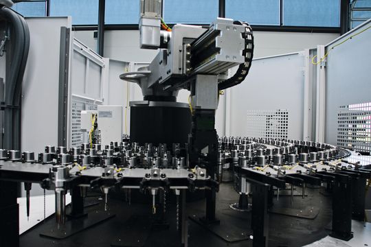 Bild 1: Für mehr Effizienz im Werkzeugeinsatz sorgt die Datenbank von Hypermill. Bild 1: Für mehr Effizienz im Werkzeugeinsatz sorgt die Datenbank von Hypermill.