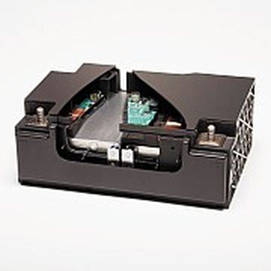 Ein Extra-Akku fürs Start-Stopp-System soll bis zu acht Prozent Sprit sparen.