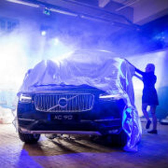 Den XC 90 mit allen Sinnen erleben: Das verspricht Volvos Roadshow. Den XC 90 mit allen Sinnen erleben: Das verspricht Volvos Roadshow.