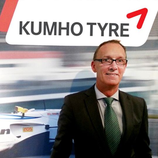 Manfred Theisem ist jetzt für das Europa-Geschäft von Kumho Motorsport zuständig. Manfred Theisem ist jetzt für das Europa-Geschäft von Kumho Motorsport zuständig.