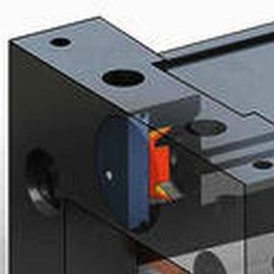 Lin-Clamp mit integriertem Schnellentlüftungsventil. Lin-Clamp mit integriertem Schnellentlüftungsventil.