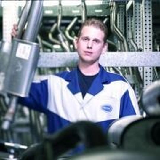 Teilegroßhändler Hess kooperiert mit vier Coparts-Gesellschaftern.