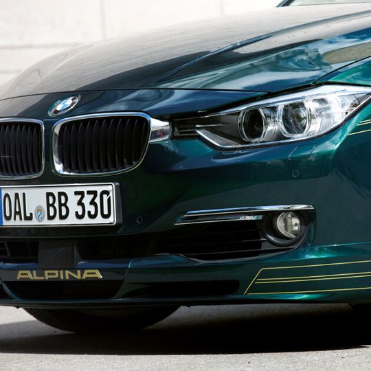 Mit den BMW-Modellen des 3er und 4er erwirtschaftete Alpina den größten Anteil am Umsatz 2014. Mit den BMW-Modellen des 3er und 4er erwirtschaftete Alpina den größten Anteil am Umsatz 2014.