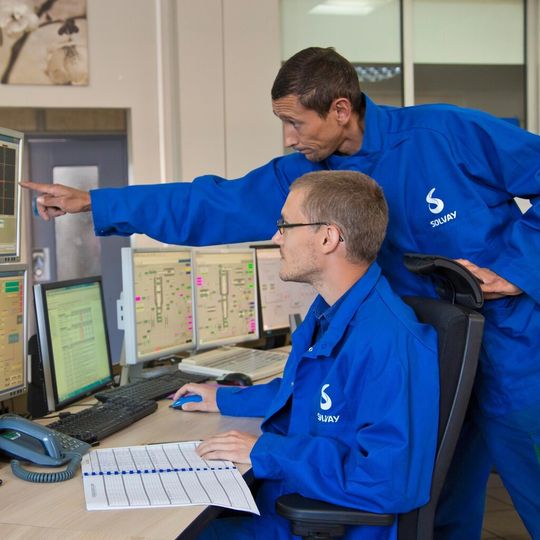 Solvay is selling its refrigerant business and pharma propellants in Frankfurt, Germany, to Daikin in Japan. Solvay is selling its refrigerant business and pharma propellants in Frankfurt, Germany, to Daikin in Japan.