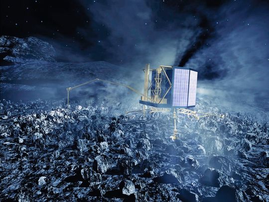 Die Landeeinheit Philae der Rosetta-Mission bei der Arbeit. Die Landeeinheit Philae der Rosetta-Mission bei der Arbeit.