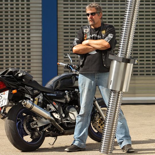 Kugelgewindetriebe der Hercules-Serie werden mit einem Nenndurchmesser von 80 bis 160 mm und einer Länge bis über 12 m hergestellt. Kugelgewindetriebe der Hercules-Serie werden mit einem Nenndurchmesser von 80 bis 160 mm und einer Länge bis über 12 m hergestellt.