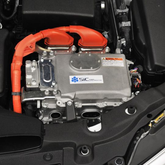 Siliziumkarbid-Halbleiter sollen die Reichweite von Elektrofahrzeugen erhöhen. Siliziumkarbid-Halbleiter sollen die Reichweite von Elektrofahrzeugen erhöhen.