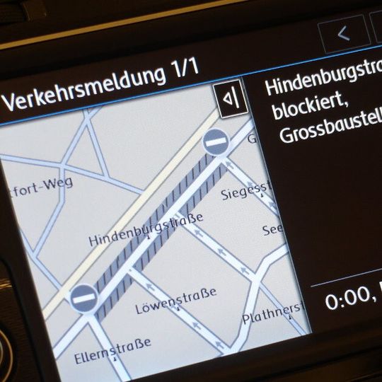 Der Zulieferer entwickelt ein neues Fahrzeug-Navigationssystem für Ballungsgebiete. Der Zulieferer entwickelt ein neues Fahrzeug-Navigationssystem für Ballungsgebiete.