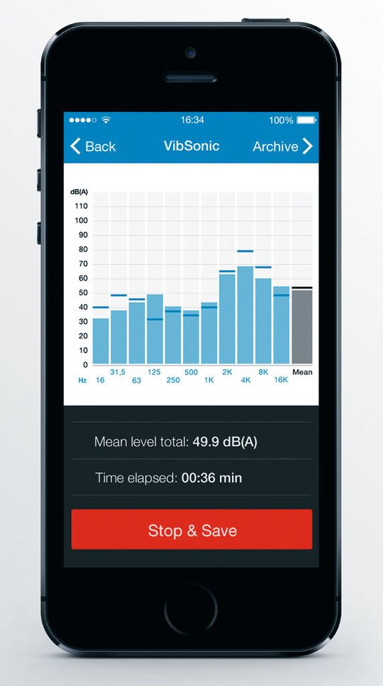 Die ScreenCheck App vom Siebmaschinenhersteller RHEWUM besteht aus drei Teilen: VibFlash, VibSonic und SizeChecker. Die ScreenCheck App vom Siebmaschinenhersteller RHEWUM besteht aus drei Teilen: VibFlash, VibSonic und SizeChecker.