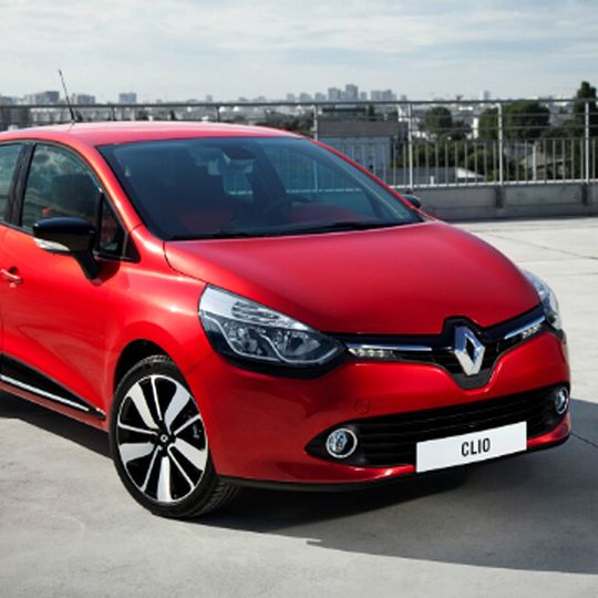 Der Clio muss wieder in die Werkstatt. Der Clio muss wieder in die Werkstatt.