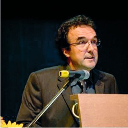 Daniel Huguenin-Dumittan, Directeur sur le départ du centre neuchâtelois d'intégration professionnelle.