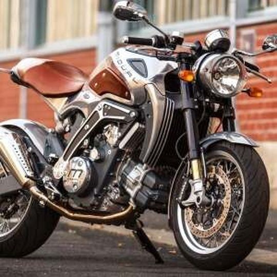 Nackte Kanone, ab 2006 für 140.000 Euro erhältlich: die Midual Type 1. Nackte Kanone, ab 2006 für 140.000 Euro erhältlich: die Midual Type 1.