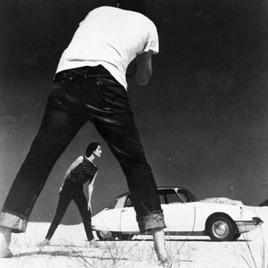 Hommage an ein Jahrhundertauto: Die „göttliche“ Citroë DS (déesse) feiert in diesem Jahr ihren 60. Geburtstag.