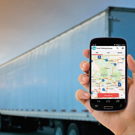 Die App Truck Parking Europe gibt den Nutzern auch die Möglichkeit, geeignete Lkw-Parkplätze einfach hinzuzufügen. Sie werden von PTV validiert und in die Datenbank aufgenommen. Die App Truck Parking Europe gibt den Nutzern auch die Möglichkeit, geeignete Lkw-Parkplätze einfach hinzuzufügen. Sie werden von PTV validiert und in die Datenbank aufgenommen.