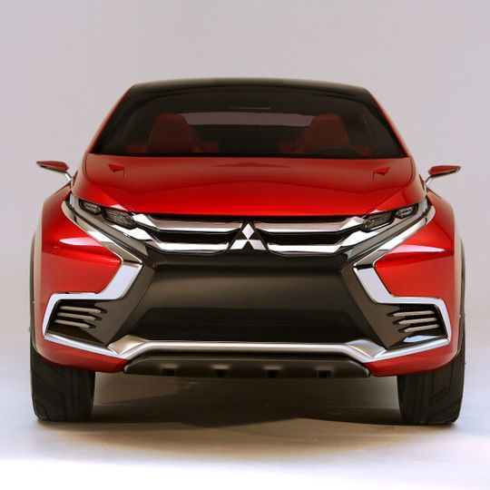 Mitsubishi stellt in Genf ein Plug-in-Hybrid SUV-Konzept vor. Mitsubishi stellt in Genf ein Plug-in-Hybrid SUV-Konzept vor.