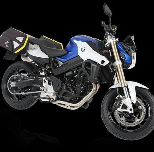 Schnell reagiert: Hepco&Becker hat sich für das neue BMW F 800 R Modell Zubehör überlegt, welches entweder sofort oder spätests ab Kalenderwoche zehn lieferbar ist. Schnell reagiert: Hepco&Becker hat sich für das neue BMW F 800 R Modell Zubehör überlegt, welches entweder sofort oder spätests ab Kalenderwoche zehn lieferbar ist.