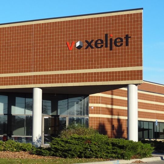Voxeljet fertigt neben Deutschland und UK auch seit Januar 2015 in den USA. Voxeljet fertigt neben Deutschland und UK auch seit Januar 2015 in den USA.