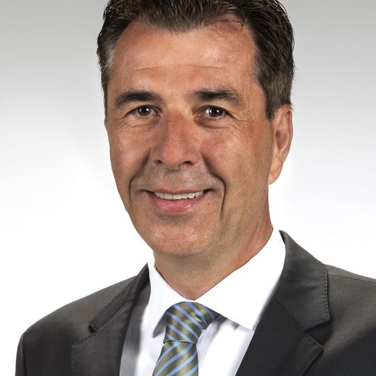 Dr. Roland Gerner verstärkt Heraeus Holding Geschäftsführung als CTO