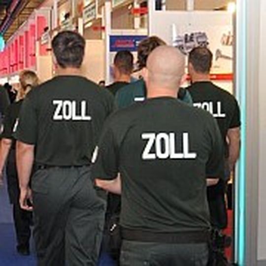 Zolleinsatz bei der Automechanika: Produktpiraterie gibt es auch bei Turboladern.
