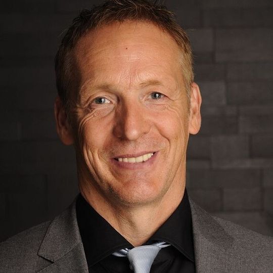 Peter Grendel ist in den jetzt acht Personen umfassenden Vorstand der Bremer Abat AG aufgestiegen. Peter Grendel ist in den jetzt acht Personen umfassenden Vorstand der Bremer Abat AG aufgestiegen.