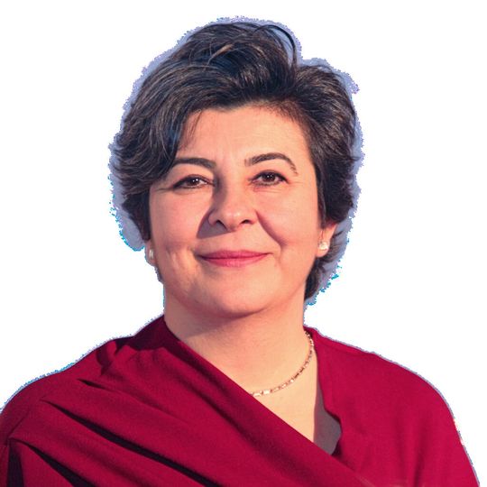 „Seit vielen Jahren werden Arbeitskräfte in der Türkei entsprechend den deutschen Regeln ausgebildet“, erläutert Sevda Kayhan Yılmaz, Vorstandsmitglied der Exportorganisation Turkish Machinery. „Seit vielen Jahren werden Arbeitskräfte in der Türkei entsprechend den deutschen Regeln ausgebildet“, erläutert Sevda Kayhan Yılmaz, Vorstandsmitglied der Exportorganisation Turkish Machinery.