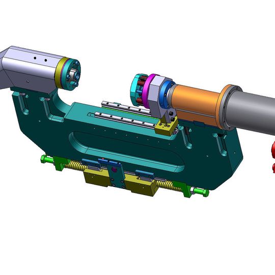 C-Bügelsystem zum Lochstanzen der vier Aufnahmelöcher am Federbeindorn. C-Bügelsystem zum Lochstanzen der vier Aufnahmelöcher am Federbeindorn.