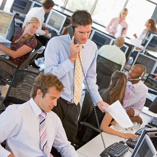 Voraussetzung für das Hedging ist, dass es für den Rohstoff einen Kontrakt gibt, der an der Börse gehandelt wird. So gibt es zum Beispiel für Stahl oder Eisenerz keinen Kontrakt.