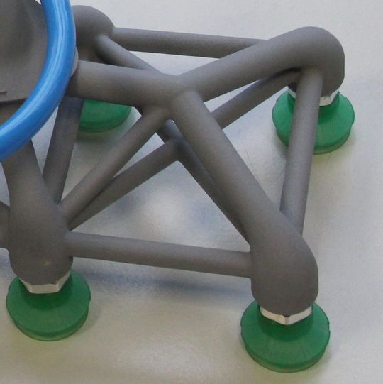 Schon vorher in überprüfen, ob sich das Modell im 3D-Drucker richtig fertigen lässt: für die Visualisierung sorgt eine Software von Fraunhofer. Schon vorher in überprüfen, ob sich das Modell im 3D-Drucker richtig fertigen lässt: für die Visualisierung sorgt eine Software von Fraunhofer.