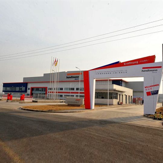 Handtmann eröffnete im chinesischen Tianjin sein erstes Werke im Reich der Mitte. Handtmann eröffnete im chinesischen Tianjin sein erstes Werke im Reich der Mitte.