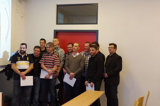 Les heureux diplômés de la promotion 2015 du SWI. Les heureux diplômés de la promotion 2015 du SWI.