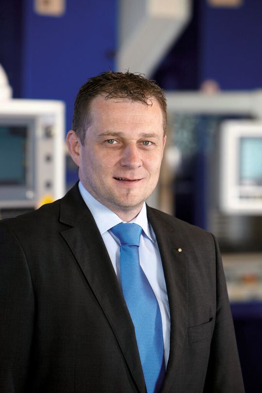 Adrian Achermann, Geschäftsführer der Schuler Beutler AG: «Wir können mit Stolz sagen, dass wir auf allen Kontinenten dieser Erde Anlagen von uns in Produktionen wissen.» Adrian Achermann, Geschäftsführer der Schuler Beutler AG: «Wir können mit Stolz sagen, dass wir auf allen Kontinenten dieser Erde Anlagen von uns in Produktionen wissen.»