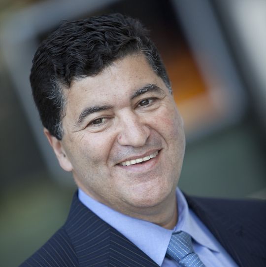 Dr. Elias Zerhouni, President Global R&D for Sanofi: "Sanofi is pleased to welcome Evotec as a new strategic partner in France." Dr. Elias Zerhouni, President Global R&D for Sanofi: "Sanofi is pleased to welcome Evotec as a new strategic partner in France."