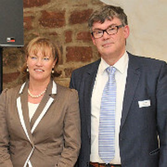 Die Kfz-Innung Trier-Saarburg geht neue Wege bei der Azubi-Gewinnung: Geschäftsführerin Bärbel Schädlich und Obermeister Alfons Behr.