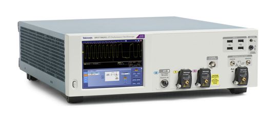 Das DPO77002SX bietet auf einem Kanal 70 und auf zwei Kanälen 33 GHz Bandbreite. Das DPO77002SX bietet auf einem Kanal 70 und auf zwei Kanälen 33 GHz Bandbreite.