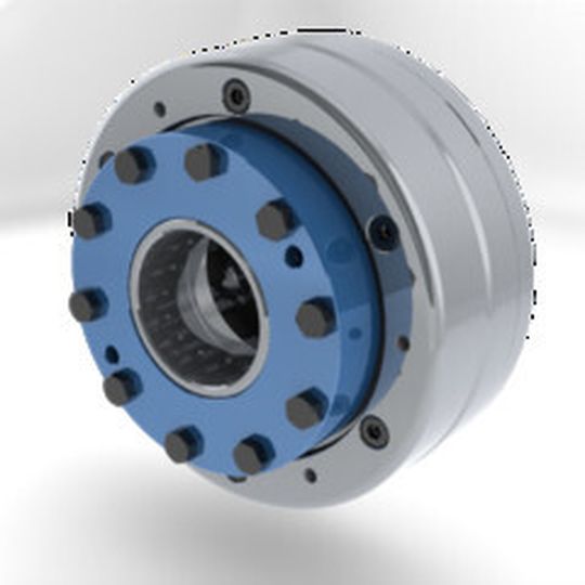 Die Klauenkupplung MMS 100 F1. 75i L100 dient in Getriebeprüfstanden als kraftvolles und schnelles Übertragungselement zwischen Elektromotor und Getriebe mit einem maximalen Drehmoment von 1250 Nm und einer Höchstdrehzahl von 16.000 U/min. Die Klauenkupplung MMS 100 F1. 75i L100 dient in Getriebeprüfstanden als kraftvolles und schnelles Übertragungselement zwischen Elektromotor und Getriebe mit einem maximalen Drehmoment von 1250 Nm und einer Höchstdrehzahl von 16.000 U/min.