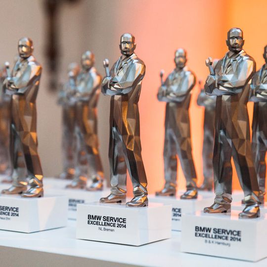 Den „Service Excellence Award“ will BMW künftig jährlich vergeben. Den „Service Excellence Award“ will BMW künftig jährlich vergeben.