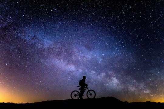 Maxon Motor steigt ins E-Bike-Geschäft ein – mit einem besonders leistungsstarken und kompakten Heckantrieb für Fahrräder. Maxon Motor steigt ins E-Bike-Geschäft ein – mit einem besonders leistungsstarken und kompakten Heckantrieb für Fahrräder.