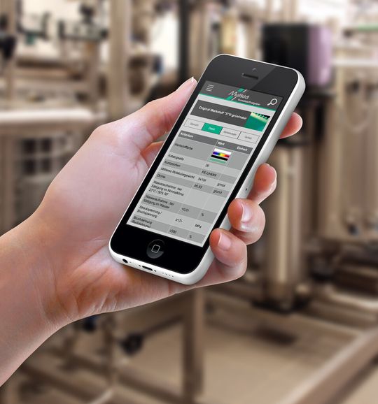 Die App leitet suchende Konstrukteure und Techniker durch die immer komplexer werdende Welt technischer Kunststoffe, so Murtfeldt. Die App leitet suchende Konstrukteure und Techniker durch die immer komplexer werdende Welt technischer Kunststoffe, so Murtfeldt.